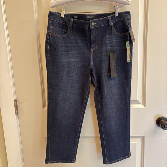 NWT Liverpool Jeans Company The Hugger Milly 4-Way Stretch Denim Capri 12/31 - Picture 3 of 12